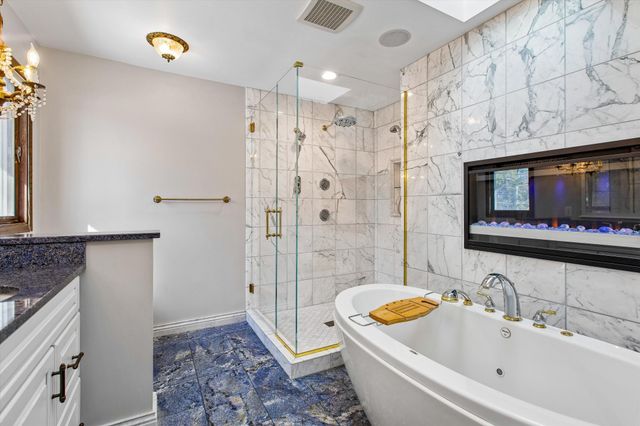 205 Hillcrest Court, Burnsville, MN 55337