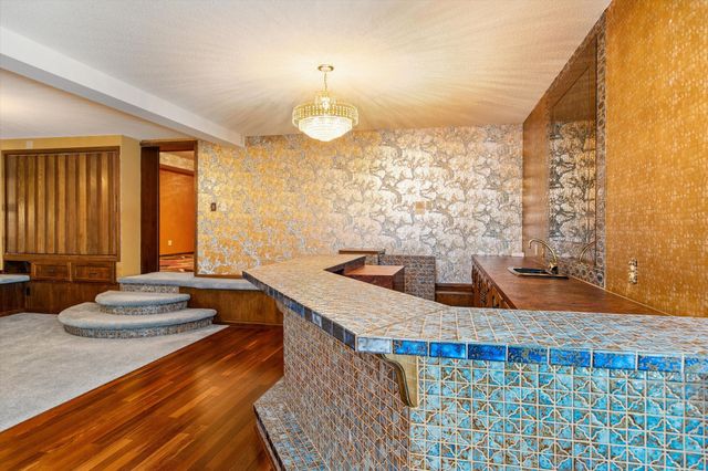 205 Hillcrest Court, Burnsville, MN 55337