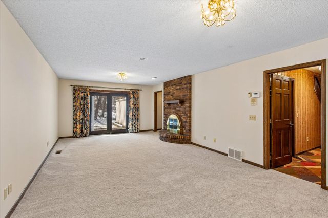 205 Hillcrest Court, Burnsville, MN 55337