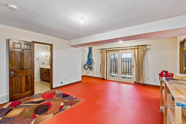 205 Hillcrest Court, Burnsville, MN 55337