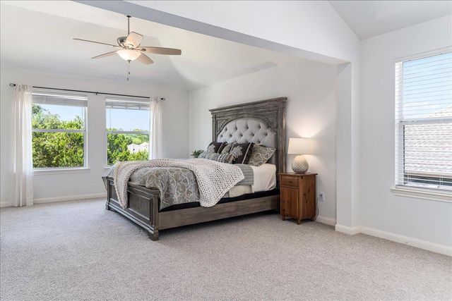 22113 Rose Grass LN, Spicewood, TX 78669