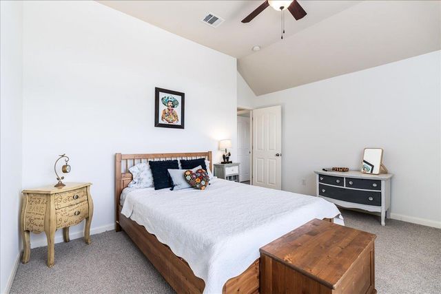 22113 Rose Grass LN, Spicewood, TX 78669
