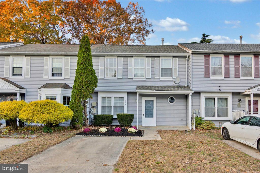 102 SHORELINE DR, Atco, NJ 08004