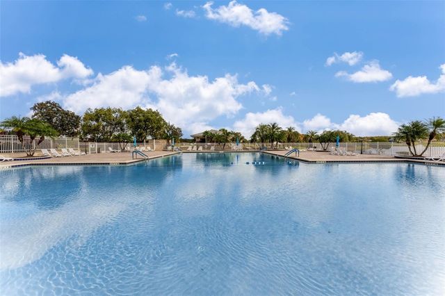 6210 RAINTREE DRIVE L4, Orlando, FL 32822