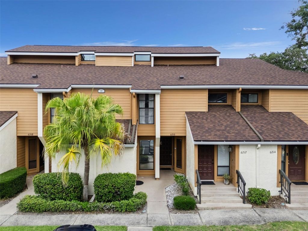 6210 RAINTREE DRIVE L4, Orlando, FL 32822