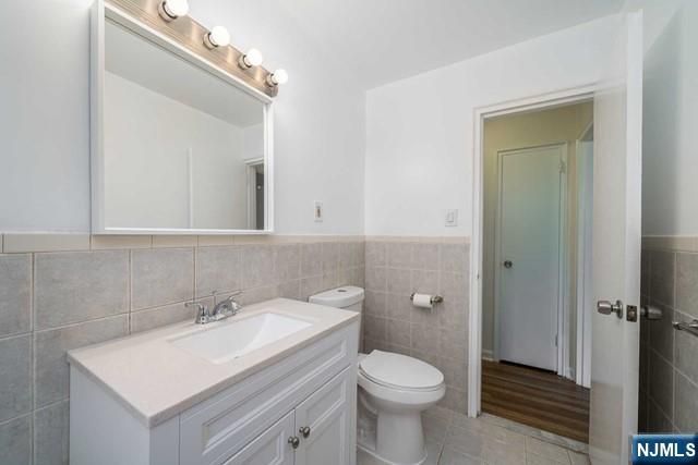 2330 Linwood Avenue 4C, Fort Lee, NJ 07024