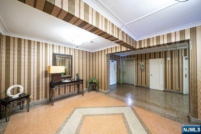 2330 Linwood Avenue 4C, Fort Lee, NJ 07024