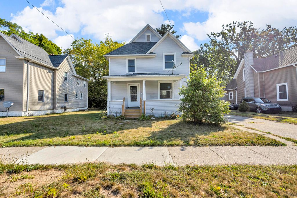 1511 S Martin Luther King Jr Drive, Jackson City, MI 49203