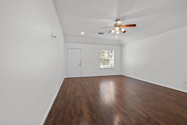 12915 Redbud Shores Lane, Houston, TX 77044