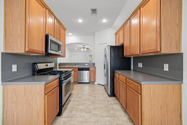 12915 Redbud Shores Lane, Houston, TX 77044