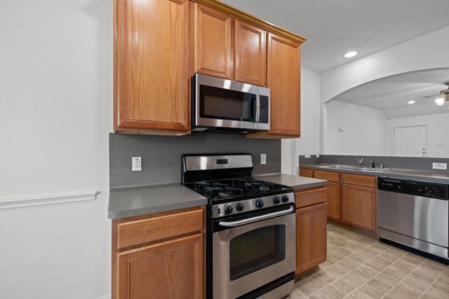 12915 Redbud Shores Lane, Houston, TX 77044