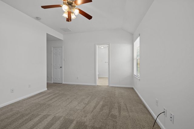 12915 Redbud Shores Lane, Houston, TX 77044