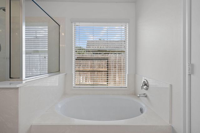 12915 Redbud Shores Lane, Houston, TX 77044