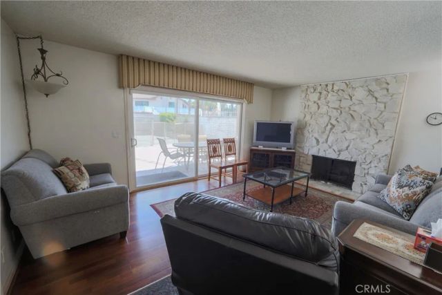 720 Pepper Tree, Long Beach, CA 90815