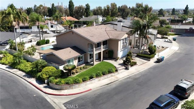 720 Pepper Tree, Long Beach, CA 90815