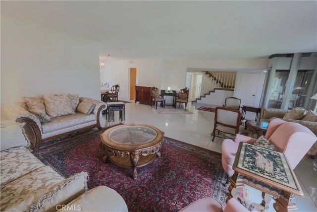 720 Pepper Tree, Long Beach, CA 90815