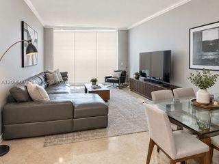 31 SE 5th St 4118, Miami, FL 33131