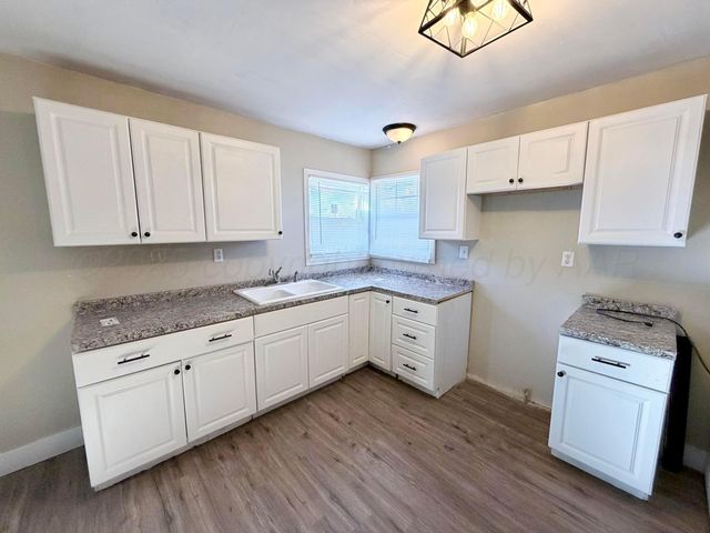 1409 El Paso Street, Wellington, TX 79095