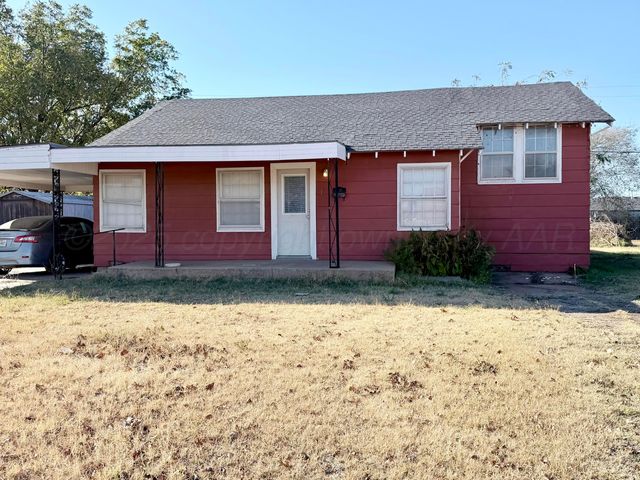 1409 El Paso Street, Wellington, TX 79095