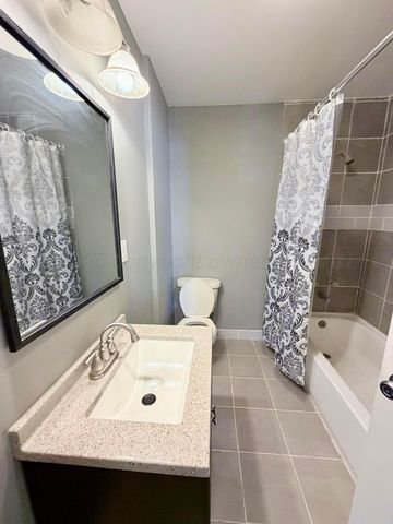 1409 El Paso Street, Wellington, TX 79095