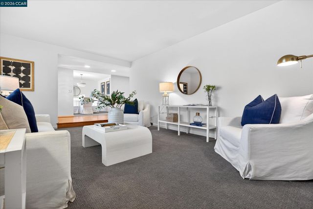 801 Cheyenne Dr, Walnut Creek, CA 94598