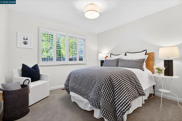 801 Cheyenne Dr, Walnut Creek, CA 94598