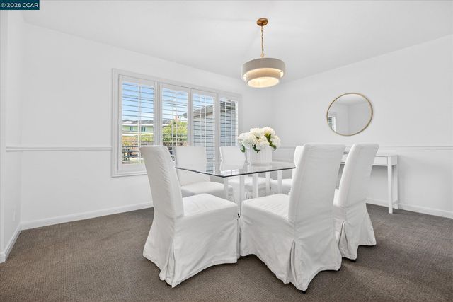 801 Cheyenne Dr, Walnut Creek, CA 94598
