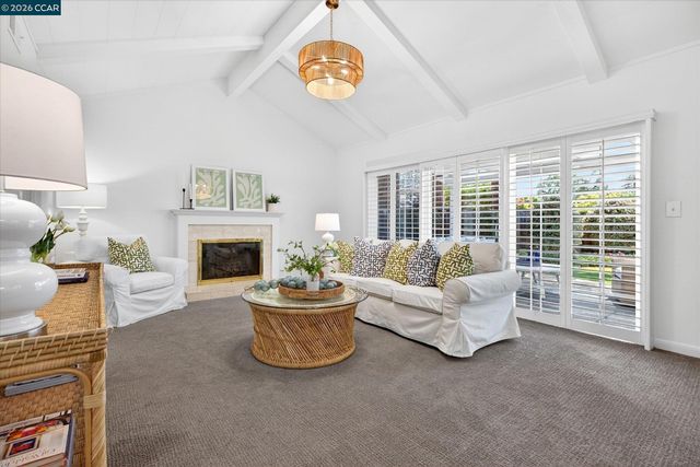 801 Cheyenne Dr, Walnut Creek, CA 94598