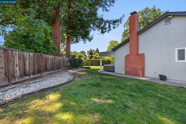 801 Cheyenne Dr, Walnut Creek, CA 94598