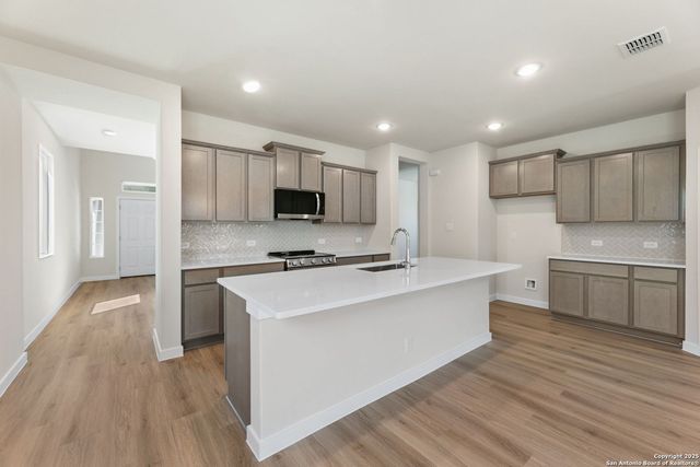 773 Whitman, New Braunfels, TX 78130