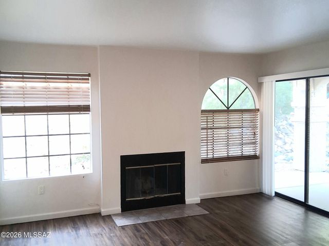 101 S Players Club Drive APT 4104, Tucson, AZ 85745