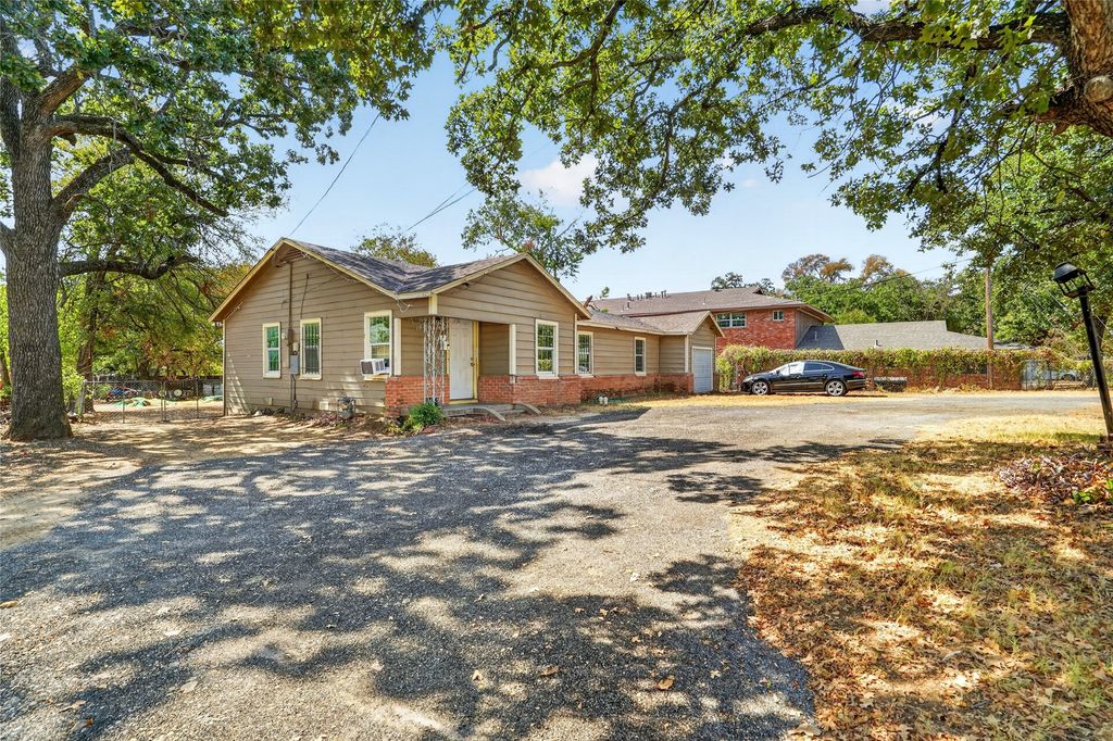 5800 Dallas Avenue, Fort Worth, TX 76112 — photo 2