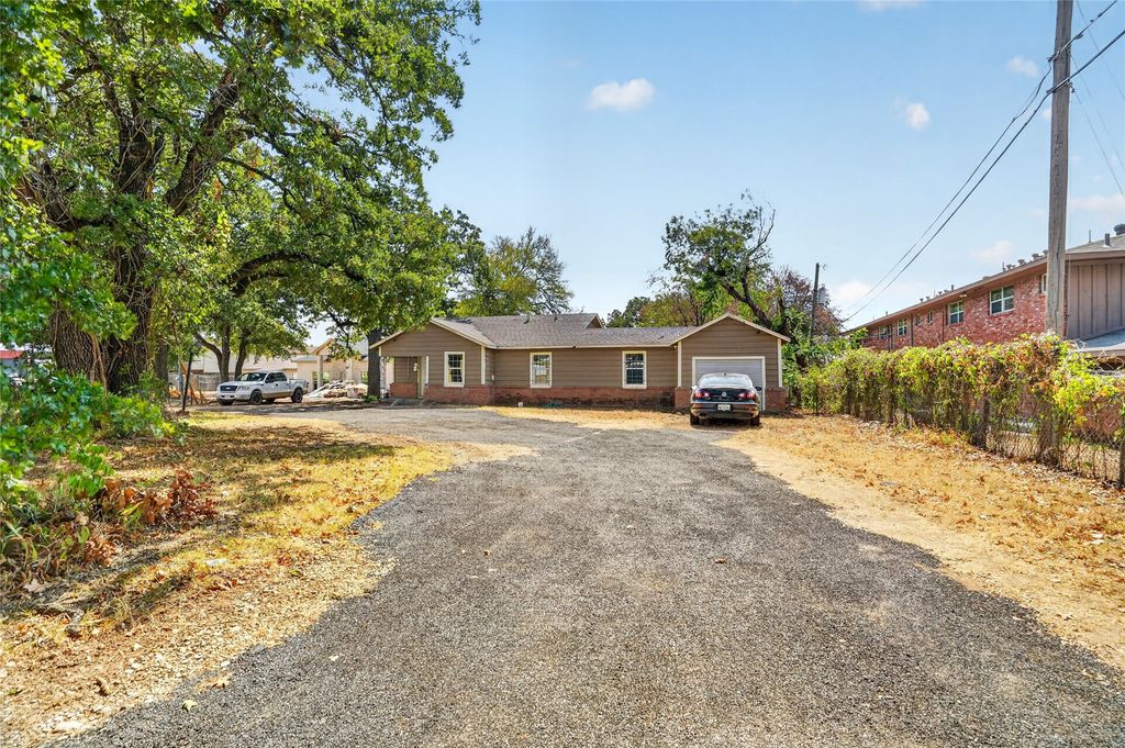 5800 Dallas Avenue, Fort Worth, TX 76112 — photo 3