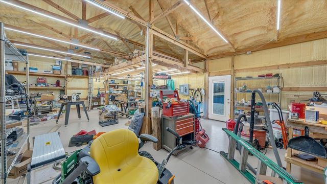 3173 Barnes Mill Rd, Smithville, TN 37166