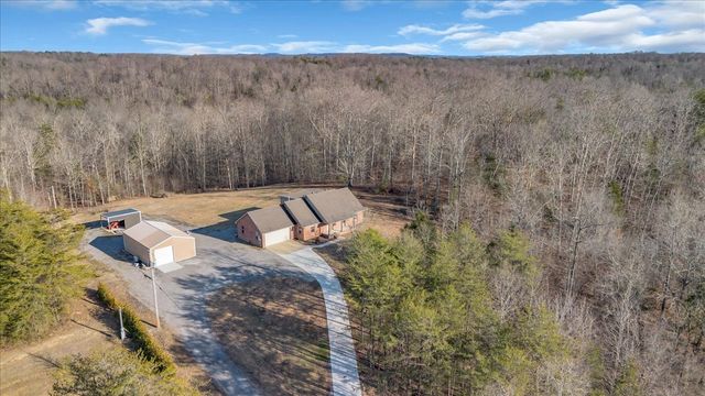 3173 Barnes Mill Rd, Smithville, TN 37166