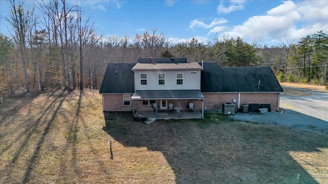 3173 Barnes Mill Rd, Smithville, TN 37166