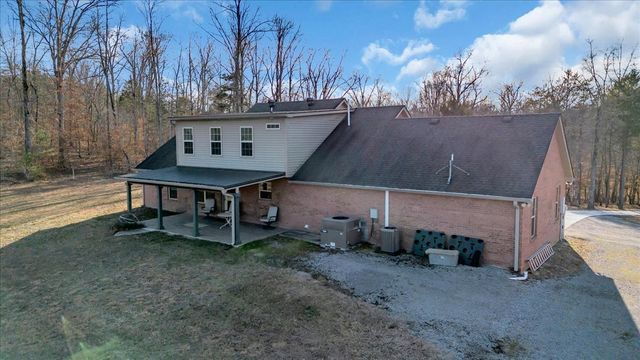 3173 Barnes Mill Rd, Smithville, TN 37166