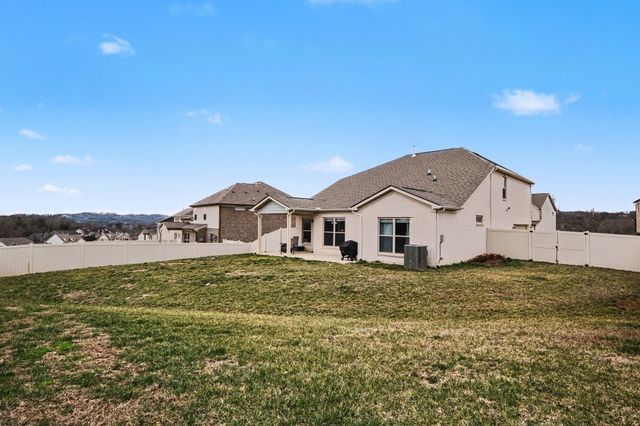 476 Norman Way, Hendersonville, TN 37075