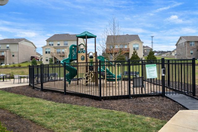 476 Norman Way, Hendersonville, TN 37075