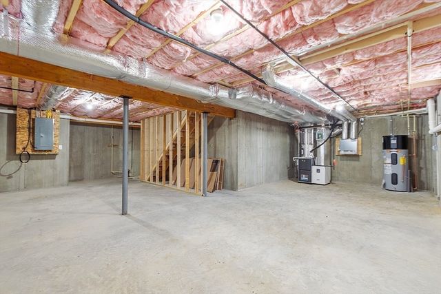 711 Massachusetts Avenue 2, Lunenburg, MA 01462