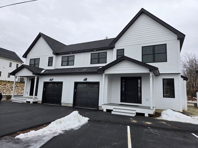 711 Massachusetts Avenue 2, Lunenburg, MA 01462