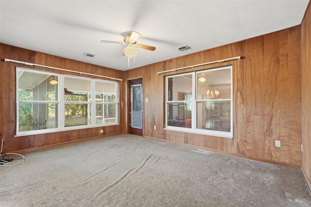 1643 NW 16TH AVENUE, Gainesville, FL 32605