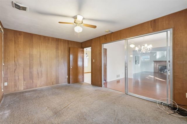 1643 NW 16TH AVENUE, Gainesville, FL 32605