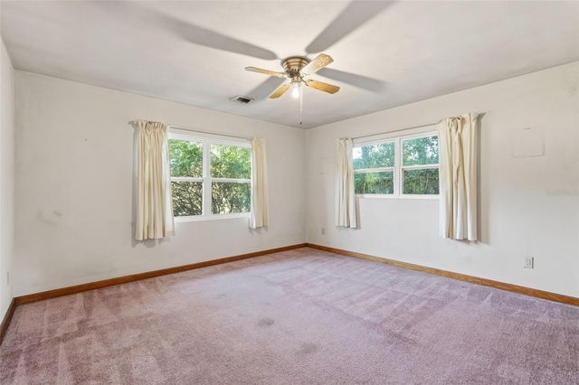 1643 NW 16TH AVENUE, Gainesville, FL 32605