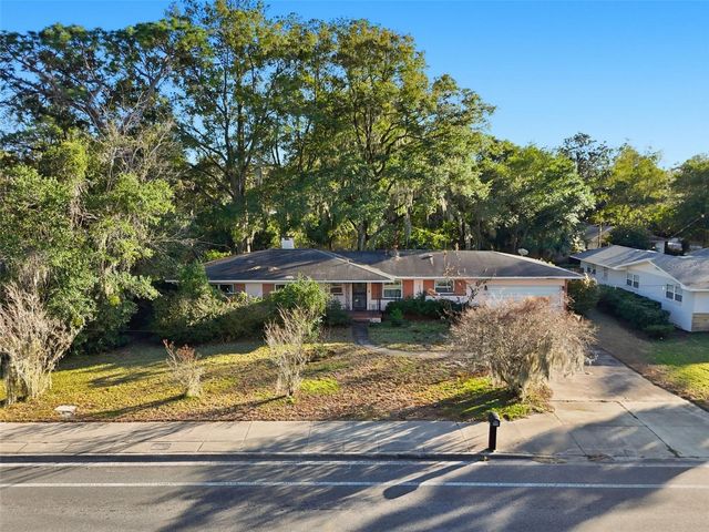 1643 NW 16TH AVENUE, Gainesville, FL 32605