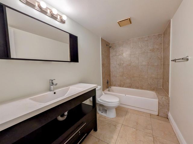 3119 Oakland Shores Drive C110, Oakland Park, FL 33309