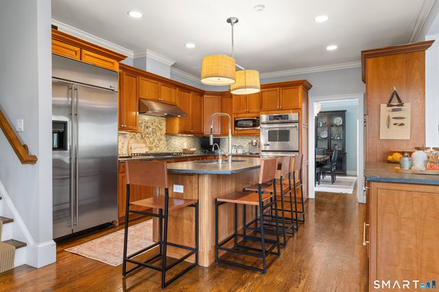 19 Sea Beach Drive, Stamford, CT 06902
