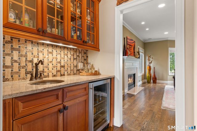 19 Sea Beach Drive, Stamford, CT 06902