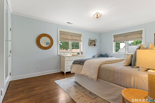 19 Sea Beach Drive, Stamford, CT 06902