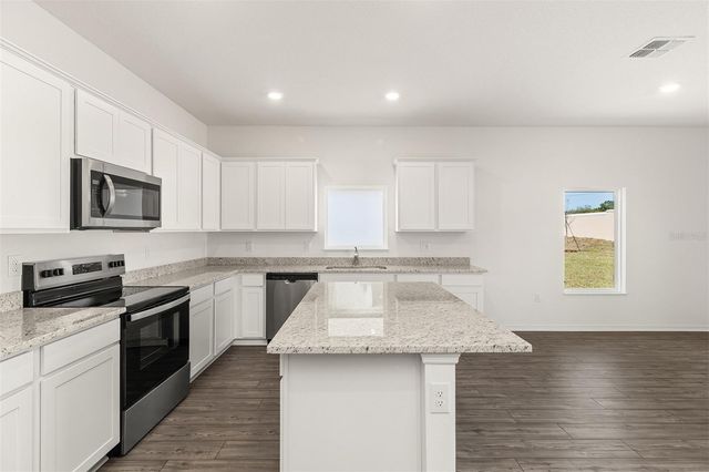 1798 WHITE ELEPHANT LOOP, Winter Haven, FL 33884